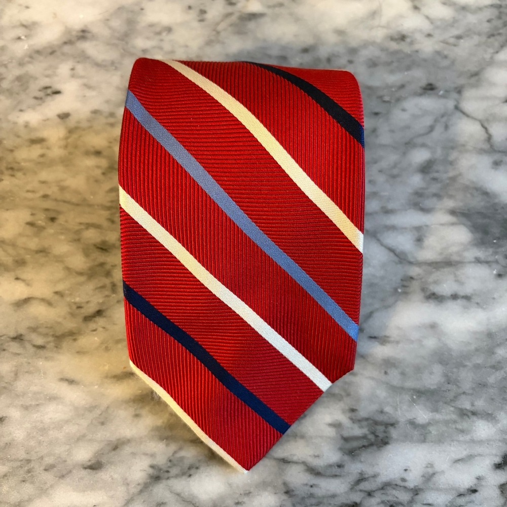 Brooks Brothers Maker 100% Silk Red Navy Blue Regimental Stripe Jacquard ReppTie
